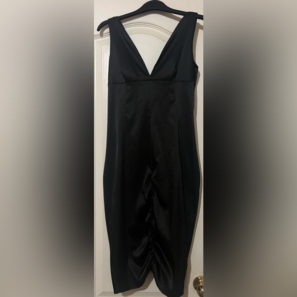 Dolce & Gabbana Satin Ruched Dress 
#treatyoself - Picture 4 of 11